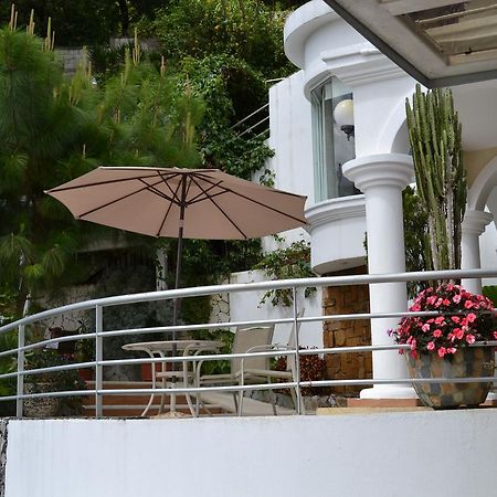 Hotel Casa Miravalle Antigua Exterior photo